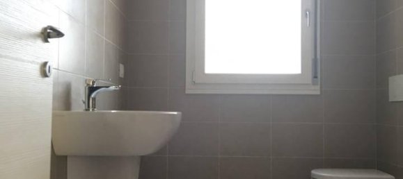 4غرفة شقة في San Lazzaro di Savena, Italy رقم 19346 9