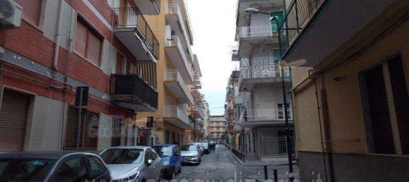 2 rooms Apartment in Portici, Italy No. 13974 26
