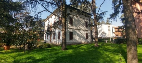 42 bedrooms Villa in Vignola, Italy No. 336763 3