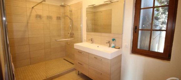 3 bedrooms House in Seine-Maritime, France No. 311135 7