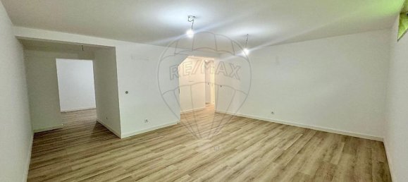 4 Schlafzimmer Haus in Amadora, Portugal, Nr. 173372 6