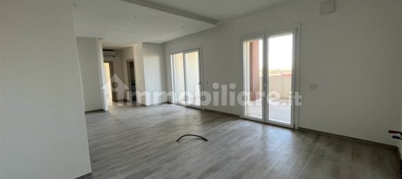 3 bedrooms Apartment in Chioggia, Italy No. 217066 3