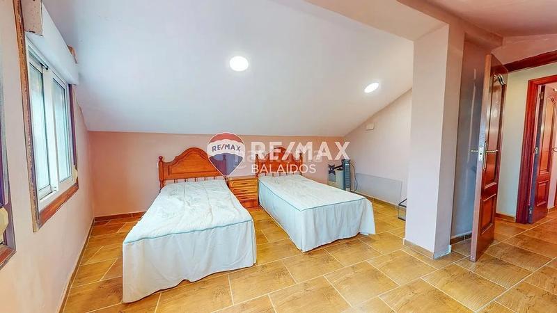 4 chambres Maison de ville à Pontevedra, Spain No. 209175