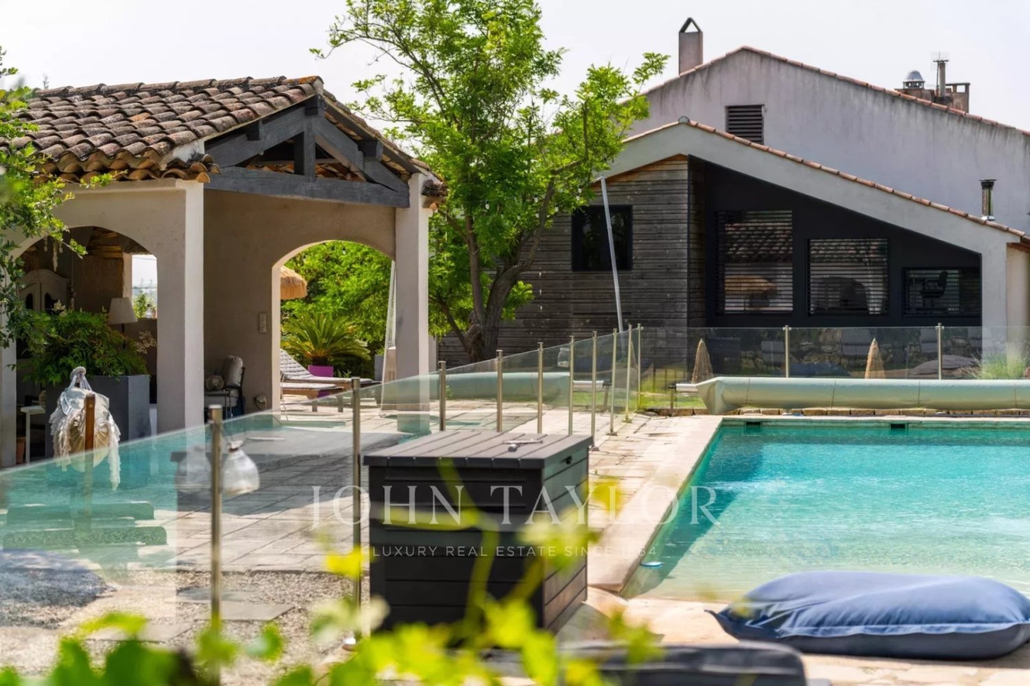 4 bedrooms Villa in Ventabren, France No. 348692