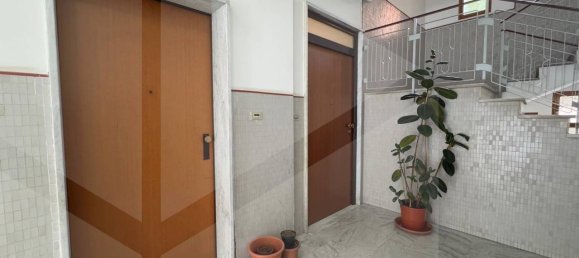 3 Schlafzimmer Wohnung in Matera, Italy, Nr. 21221 2