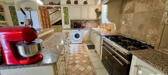 5 bedrooms Villa in Flayosc, France No. 319963 7