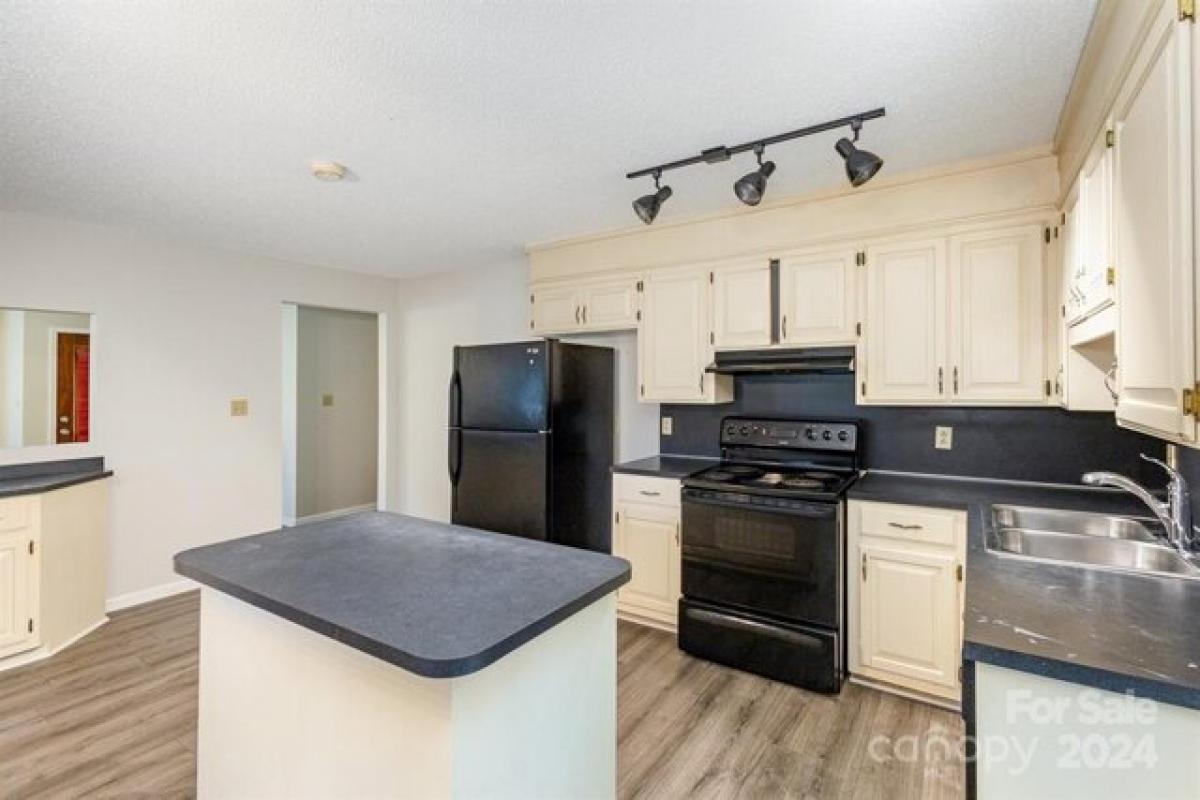 3 bedrooms House in Lancaster, USA No. 380450