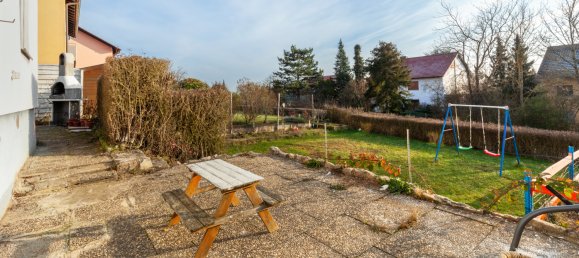 Дом с 5 спальнями в Kitzingen, Германия № 201902 3