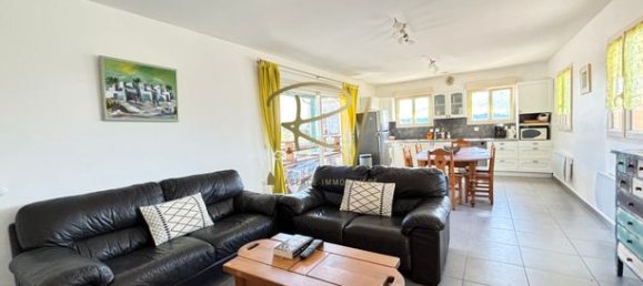 Villa de 4 dormitorios en Ruoms, France No. 303074 6