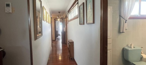 4 bedrooms Apartment in A Caniza, Spain No. 178045 35