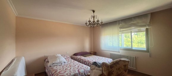 4 bedrooms Apartment in A Caniza, Spain No. 178045 24