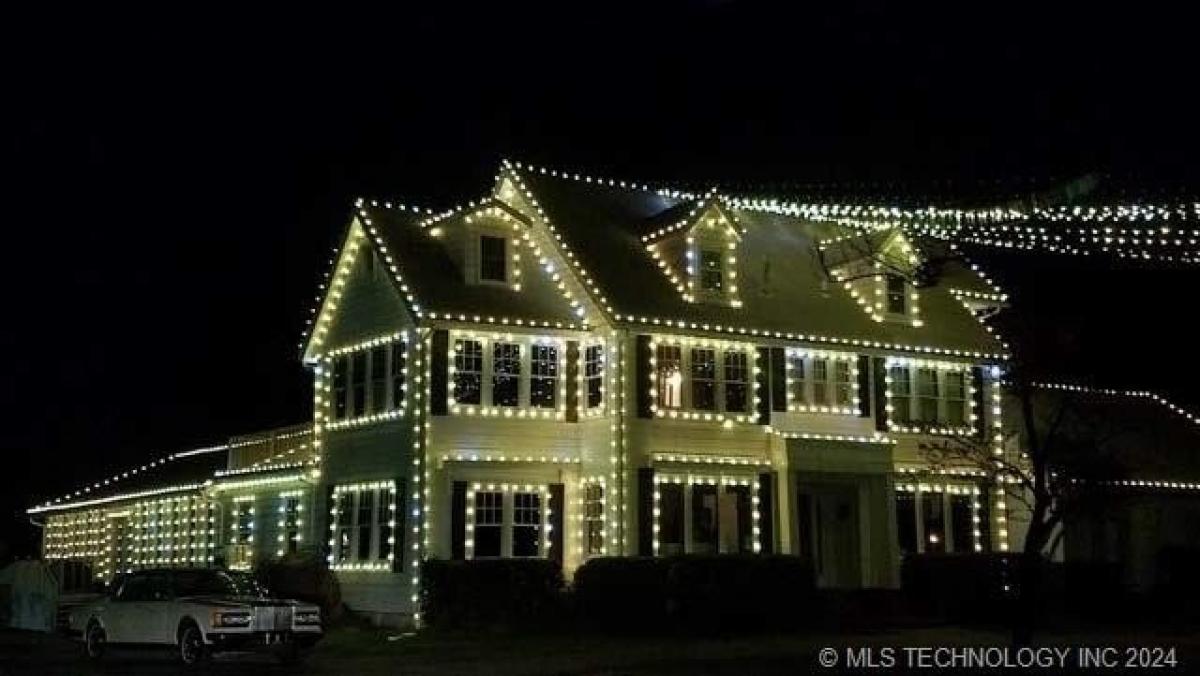 7 bedrooms House in Tulsa, USA No. 424392