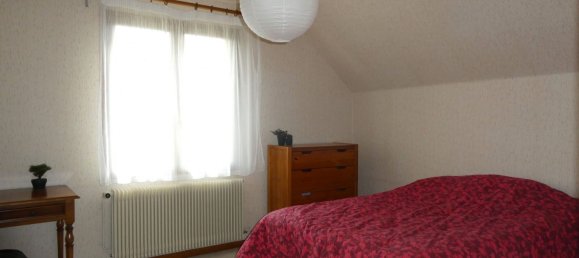 4 bedrooms House in Gien, France No. 71864 8