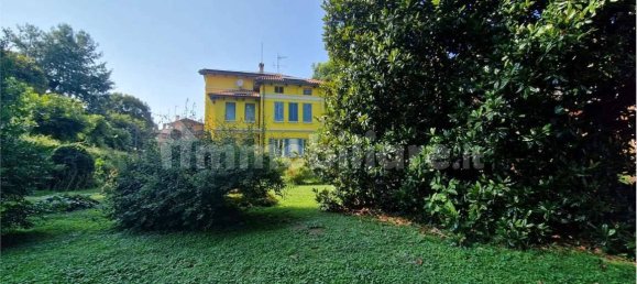 3 Schlafzimmer Villa in Stresa, Italy, Nr. 66710 10