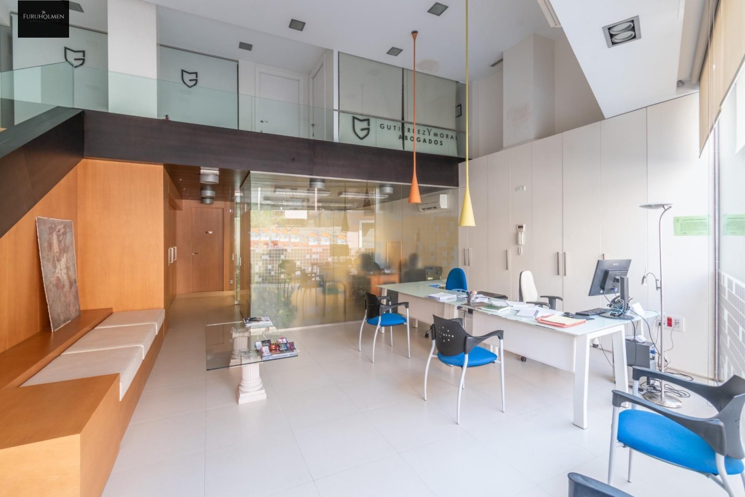 200m² Commercial property in Granada, Spain No. 243325