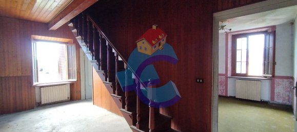 6 bedrooms Apartment in Capannori, Italy No. 340757 17