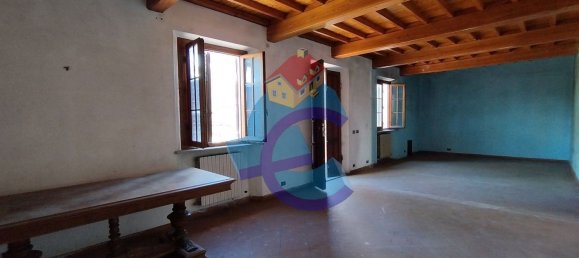 6 bedrooms Apartment in Capannori, Italy No. 340757 3