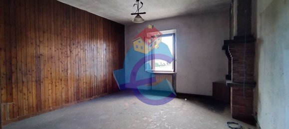 6 bedrooms Apartment in Capannori, Italy No. 340757 4