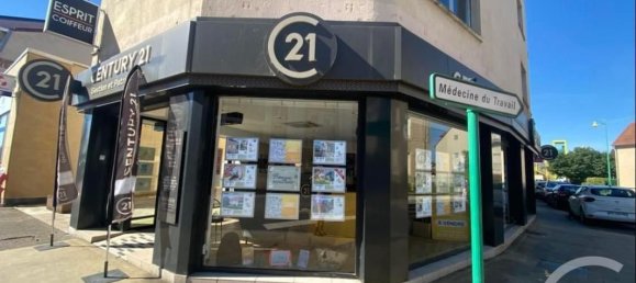 Terreno en Verneville, France 298 m² No. 86397 2