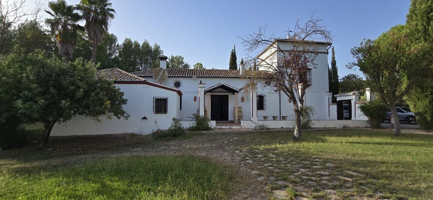 4 bedrooms House in Ronda, Spain No. 250970