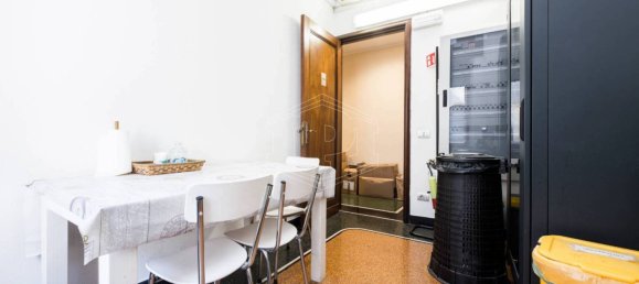 5-salle Bureau à Genoa, Italy No. 272128 18