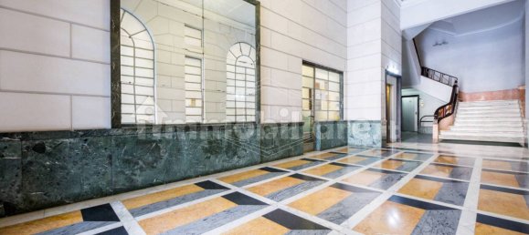 5-salle Bureau à Genoa, Italy No. 272128 28