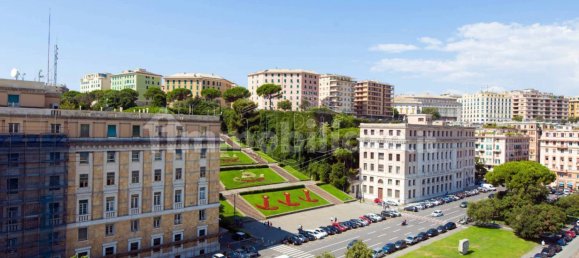 5-salle Bureau à Genoa, Italy No. 272128 10