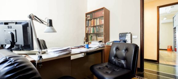 5-salle Bureau à Genoa, Italy No. 272128 17