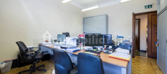 5-salle Bureau à Genoa, Italy No. 272128 13