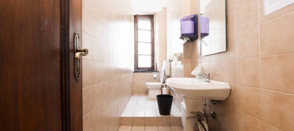 5-salle Bureau à Genoa, Italy No. 272128 20