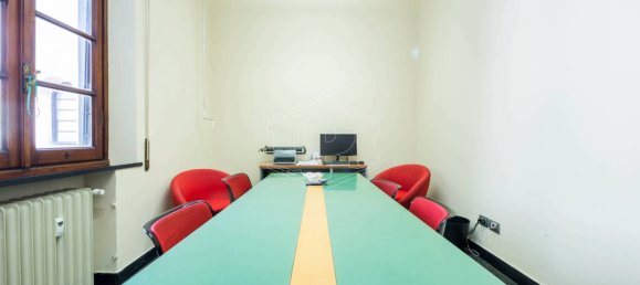 5-salle Bureau à Genoa, Italy No. 272128 5
