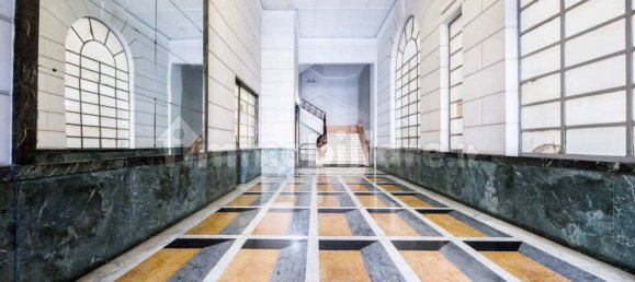 5-salle Bureau à Genoa, Italy No. 272128 29