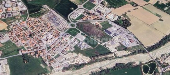 1 room Garage in Fermo, Italy No. 272718 6