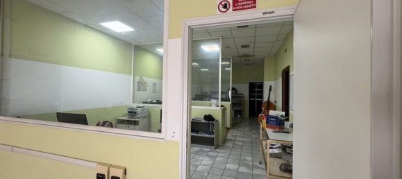 Bureau à Civitanova Marche, Italy 350m² No. 326613 6