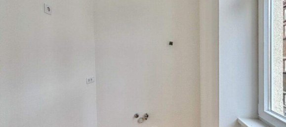 2 rooms Apartment in Meidling, Austria No. 154128 3