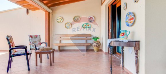 5 bedrooms Villa in Alcamo, Italy No. 352153 8