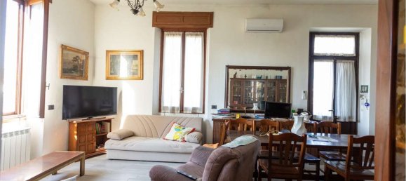 3 rooms Villa in Palestro, Italy No. 131418 6