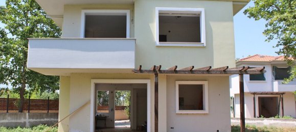 235m² Property in Katerini, Greece No. 3894 4