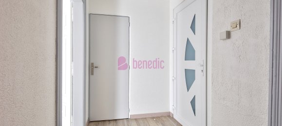 2 chambres Appartement à Saint-Avold, France No. 66868 12