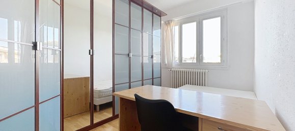 4 bedrooms Apartment in Angers, France No. 334621 5