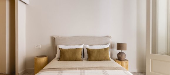 2 bedrooms Apartment in Ciutat Vella, Spain No. 135589 12