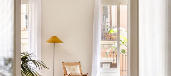 2 bedrooms Apartment in Ciutat Vella, Spain No. 135589 14