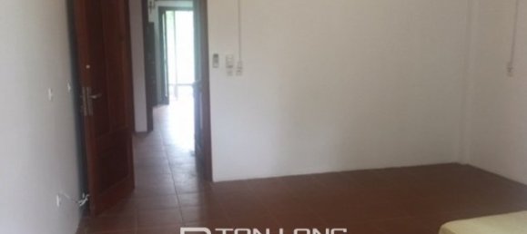 Villa de 3 dormitorios en Tay Ho, Vietnam No. 1948 11