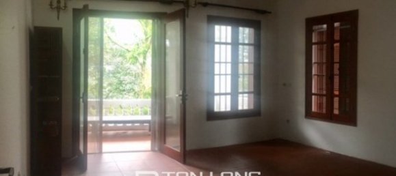 Villa de 3 dormitorios en Tay Ho, Vietnam No. 1948 8