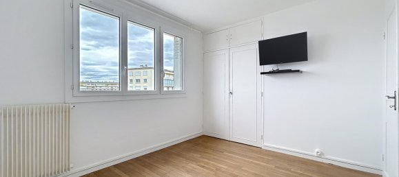 2 chambres Appartement à Saint-André-les-Vergers, France No. 320626 6