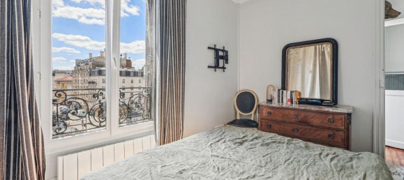 2 bedrooms Apartment in Paris, France No. 295025 2