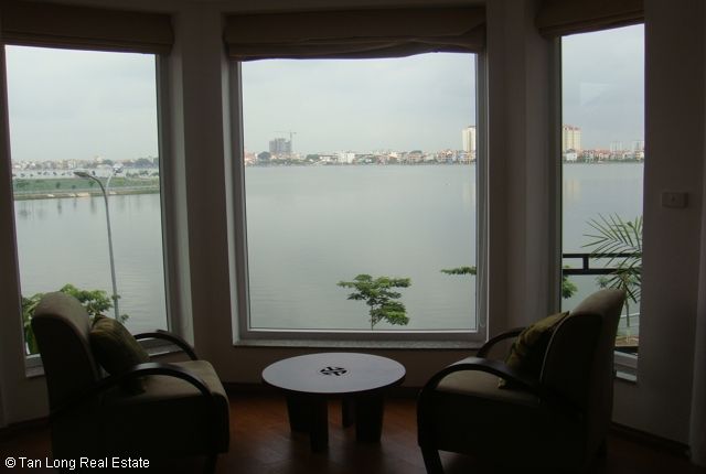3 bedrooms Apartment in Tay Ho, Vietnam No. 5042