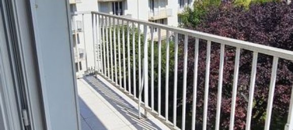 3 chambres Appartement à Saint-André-les-Vergers, France No. 280491 2