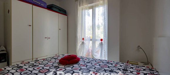 3 bedrooms Apartment in Stalettì, Italy No. 297645 2