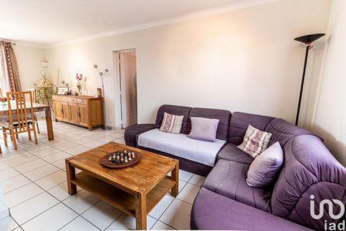 Кондоминиум  с 2 спальнями в Марсель, Франция № 15168